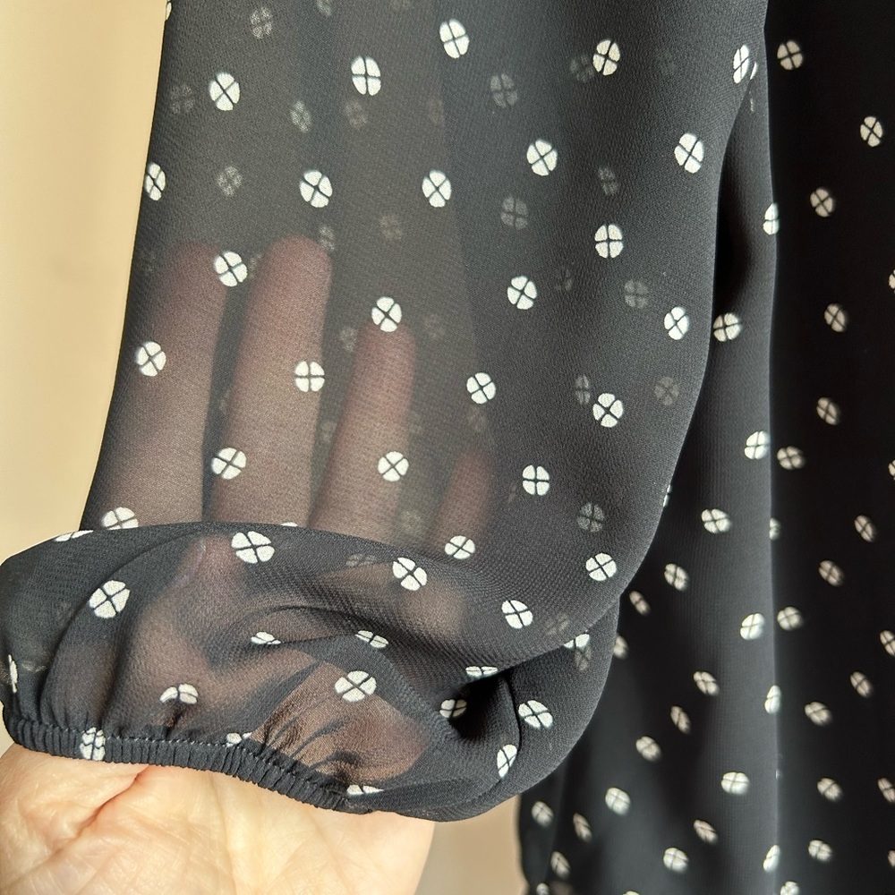 Jones New York Black Relaxed Blouse with 3/4 Sleeves - Picture 7 of 8